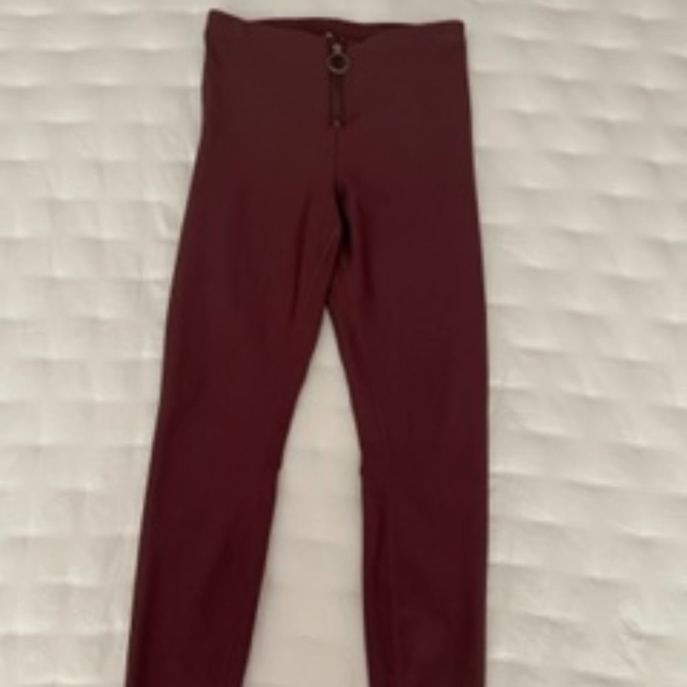 Alo Yoga Leggings with 4" front zipper - Size S